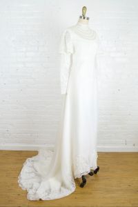 1970s Victorian style high neck wedding gown by Alfred Angelo / Edythe Vincent . xsmall - Fashionconservatory.com