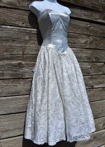 Vintage 1980s Metallic Silver and White Lace Strapless Formal Dress by Zum Zum - Fashionconservatory.com