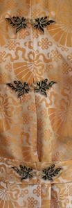 Vintage 60s Silk Jacquard Blouse, Gold Fan Print, Mandarin Collar, Frog Closures, S to M - Fashionconservatory.com