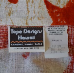 1970s Tapa Designs Hawaii Tiki Tapa Print Wrap Skirt, Maxi Length, Red, White & Black, Size M Medium - Fashionconservatory.com