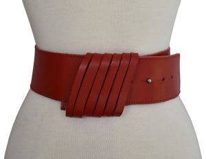 1980s Red Leather Cinch Belt Made in Italy by La Gardenia Modena, Vera Pelle, M to L