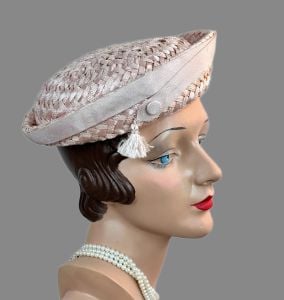 Vintage Evelyn Varon Hat, 1960s Beige Straw with Tassel - Fashionconservatory.com