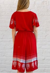 Red Culottes and Blouse Folk Vintage XS S 24 to 28 Waist Ferdinal Newport California - Fashionconservatory.com
