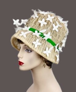 Vintage 60s White and Beige Floral Cloche Style Summer Hat by Coralie