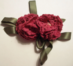 Vintage 40s-50s Corsage Crochet Flower Lapel Pin Boutonniere Hat Pin Millinery Maroon Red - Fashionconservatory.com