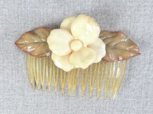 Vintage Cream Dogwood Bloom Flower Hair Comb