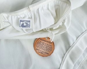Vintage 50s White Nylon Panties, Deadstock by Fruit of the Loom, Loose Leg, Sz 7 - Fashionconservatory.com