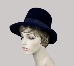 Vintage 70s Navy Blue Wide Brim Hat by Gene Doris - Fashionconservatory.com