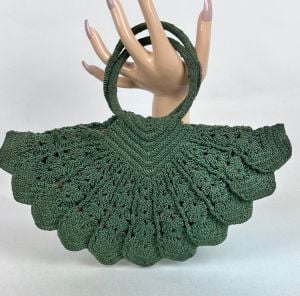 Vintage 50s Hunter Green Handmade Crochet Fan Handbag