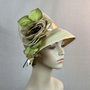 Vintage 60s Straw Bucket Style Hat with Silk Florals by Gwen Pennington