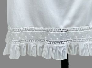 Vintage White Nylon Half Slip with Lace Ruffle - Fashionconservatory.com