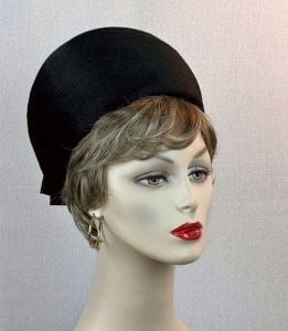 60s Black Fur Felt Bubble Crown Hat - Fashionconservatory.com