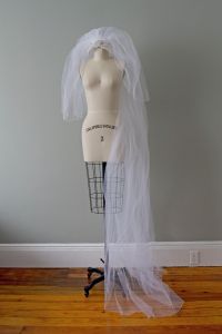 1980s long cathedral wedding veil with floral lace tiara - Fashionconservatory.com