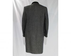 Large Men's Tweed Coat with Black Velveteen Collar - Ultra Fine Label 1950s Mens Wool Outerwear  - Fashionconservatory.com