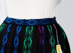 XXS 1950s Pleated Skirt - Folk Style Harlequin Diamond Wool Tweed Stripes - Size 2 Winter Fuschia  - Fashionconservatory.com