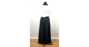 1970s palazzo pants high waist wide leg pants black with sequins holiday wear Size S/M