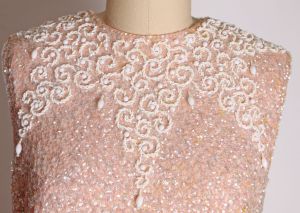 1950s Powder Pink and White Sequin and Beaded Swirl Pattern Wool Blouse by House of Gold - S - Fashionconservatory.com