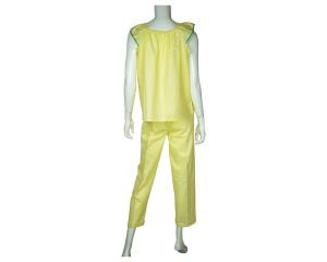 Vintage 1970s Unused Pyjamas Yellow Cotton Plisse NOS Summer Pajamas Ladies L - Fashionconservatory.com