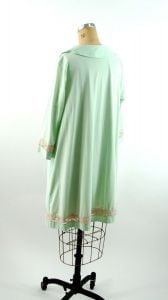 1960s 70s nightgown and robe mint green nylon with beige lace knee length Shadowline Size L - Fashionconservatory.com