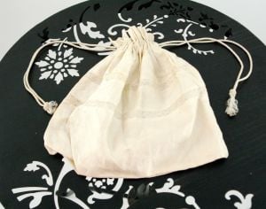 Edwardian reticule purse ivory linen drawstring pouch purse with open work - Fashionconservatory.com