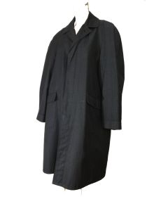 Vintage Men's 1950s Raincoat Overcoat Charcoal Gray Plaid Tartan Lining by Alligator | L/XL - Fashionconservatory.com