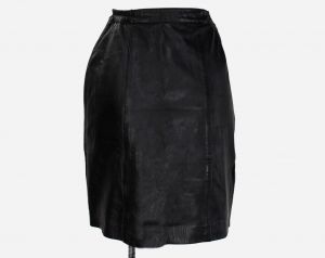 Size 2 1980s Mini Skirt - Supple Black Leather - Sexy 80's Party Girl XS Club Wear - Above-The-Knee