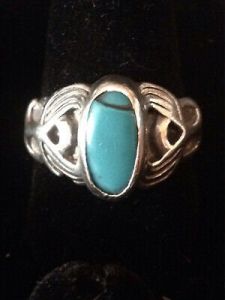 Vintage 50s NA Southwest Sand Cast Blue Gem Turquoise Sterling Silver Dainty Ring 9
