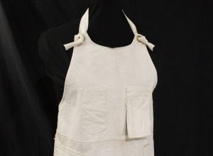 1930s Work Wear Apron Natural Cotton Canvas by H.W. Carter & Sons - Watch The Wear Union Made Label - Fashionconservatory.com
