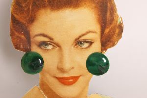 1950s Green Swirl Lucite Matching Clip On Earrings and Ring by Celebrity - Fashionconservatory.com