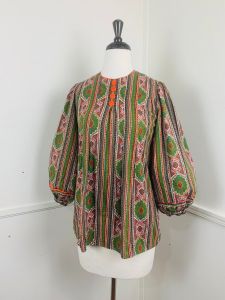 1970's Vintage Cotton Paisley Babydoll Top with Balloon Sleeves | Best fit Small to Medium