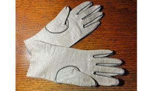 Vintage 60s Ladies Beige Leather Gloves American Made Genuine Deerskin Size 6 1/2 by Max Mayer's