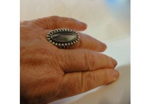 Vintage Ring Oval Abalone Shell Sterling Silver Native American Southwestern Cowgirl Ring Size 8 - Fashionconservatory.com