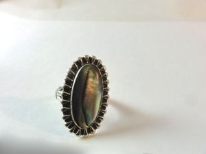 Vintage Ring Oval Abalone Shell Sterling Silver Native American Southwestern Cowgirl Ring Size 8