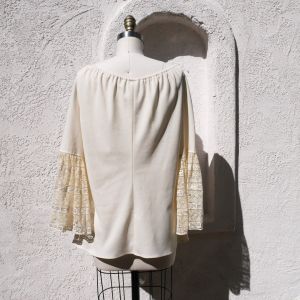 Bohemian Blouse, S to L, Bell Sleeve Top - Fashionconservatory.com
