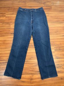 Curvy - 1980s Vintage High Waist Jeans | H.I.S. | Size 20 | Straight Legs | Waist 32'' to 35'' - Fashionconservatory.com