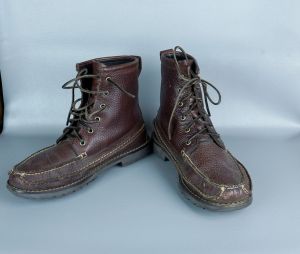 Brooks Bros Brown Pebbled Leather Boots w/ Moc Toe, Sz 10D - Fashionconservatory.com