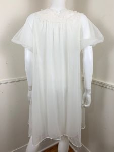 Small to Large | 1960's Vintage White Nylon Tulle Peignoir by Laros | Petite | Bust 34'' to 38'' - Fashionconservatory.com