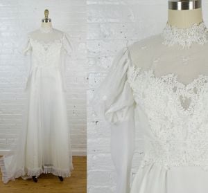 Puff me arm 1970-80s Victorian Revival style lace wedding dress with big sleeves . small