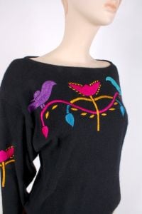 Vintage 1980s Lynn Novak Angora Wool Bold Embroidered SOFT Knit Sweater 80s | S/M - Fashionconservatory.com