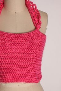 1970s Pink Crochet Halter Top Corset Lace Up Side Halter Crop Top - M - Fashionconservatory.com