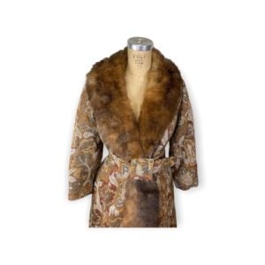 1960s 70s tapestry coat with fur collar and wide belt Size M - Fashionconservatory.com