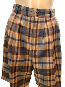 80s Brown Golden Tan & Blue Plaid Academia Walking Shorts | Vintage Pleated Tartan Wool Dress Shorts - Fashionconservatory.com