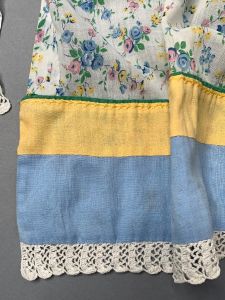 Vintage Midcentury Cotton Half Apron | Floral Print w/ Crochet Trim & Embroidery | Great Gift! - Fashionconservatory.com