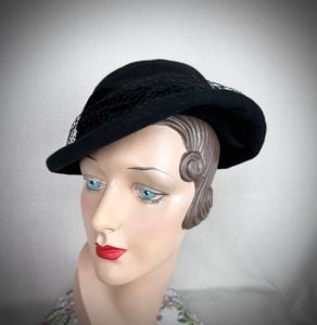 Vintage 30s Black Felt Curled Brim Asymmetrical Hat by Kutz Nannette