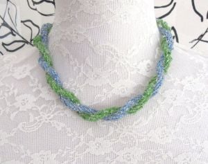 Vintage 1950s blue & green beaded necklace & clip on button earrings set - Japan - Fashionconservatory.com