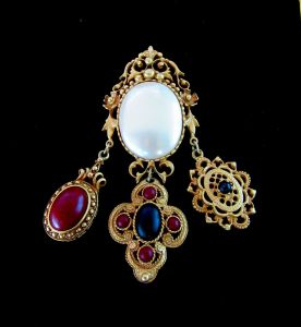 Vintage DKNY large ornate Victorian Revival faux pearl charm brooch - Antiqued gold tone setting  