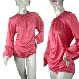 1970s pink body suit with smocking by Kayser Size L