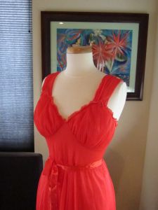 1950s Red Nylon Negligee Night Gown w/ Accordion Pleating by Micheline - sz 36 - Fashionconservatory.com