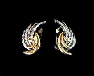 ART vintage 1960s silver & gold tone mixed metal Art Deco swirls clip on earrings - Fashionconservatory.com