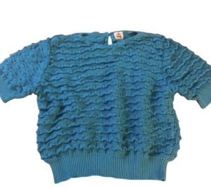 1980’s Turquoise Blue Textured Knit Short Sleeved Sweater Top, Made in Japan, Medium - Fashionconservatory.com